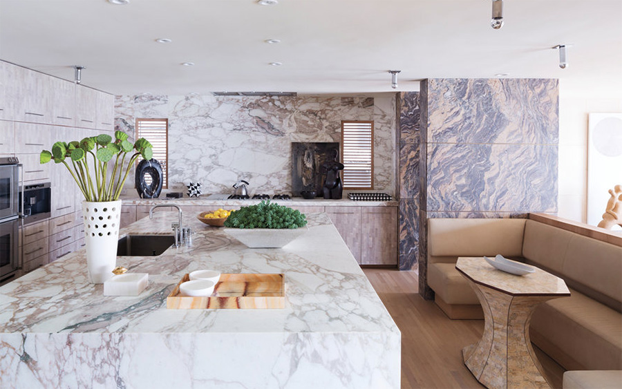 камень в отделке кухни